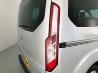 USED 2015 64 FORD TOURNEO CUSTOM 2.2 300 LIMITED TDCI 5d 124 BHP 