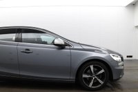 USED 2017 17 VOLVO V40 2.0 T3 R-DESIGN 5d 150 BHP 