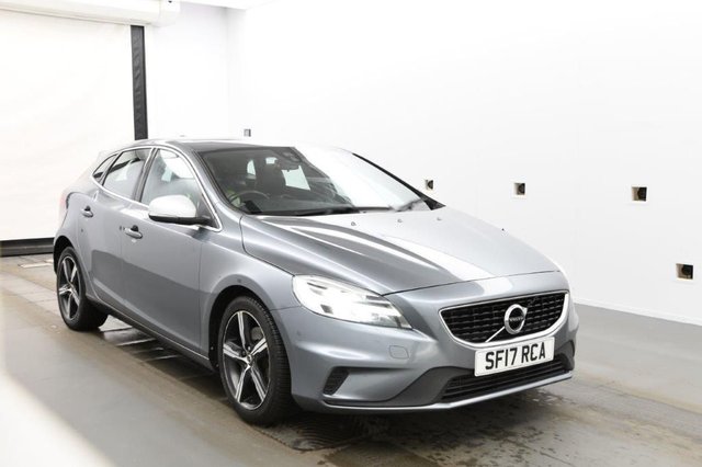 2017 17 Volvo V40 2.0 T3 R-DESIGN 5d 150 BHP