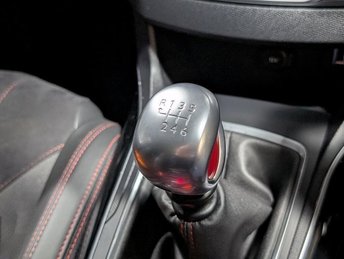 2018 PEUGEOT 308}