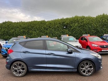 2019 FORD FIESTA}