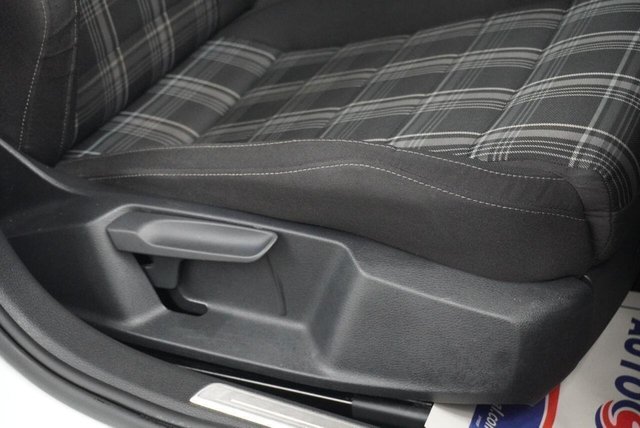 View our Volkswagen Golf 2.0 TDI BlueMotion Tech GTD Hatchback 5dr Diesel Manual Euro 6 (s/s) (184 ps)