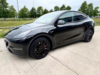 2023 TESLA MODEL Y}